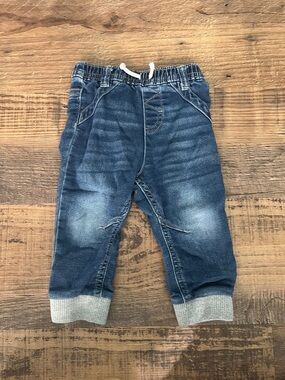 Cat & Jack Navy Blue Jogger Jeans with Gray Knit Cuffs